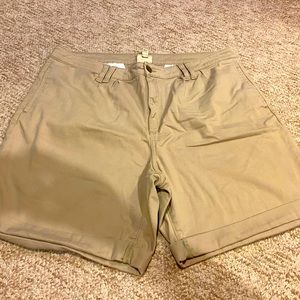 St. John’s Bay women’s shorts khaki size 18